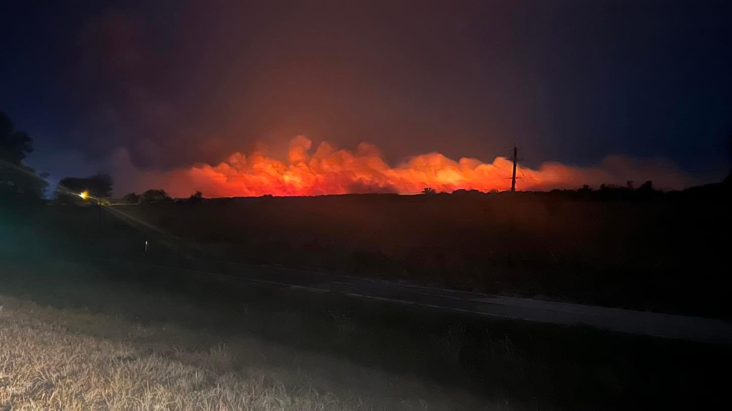 Fire 1200 acres 45 near cedar ridge.