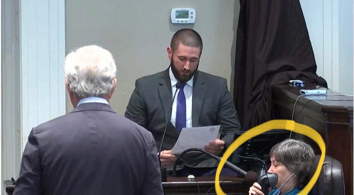 LIVEAlex Murdaugh trial coverage South Carolina lawyer stands